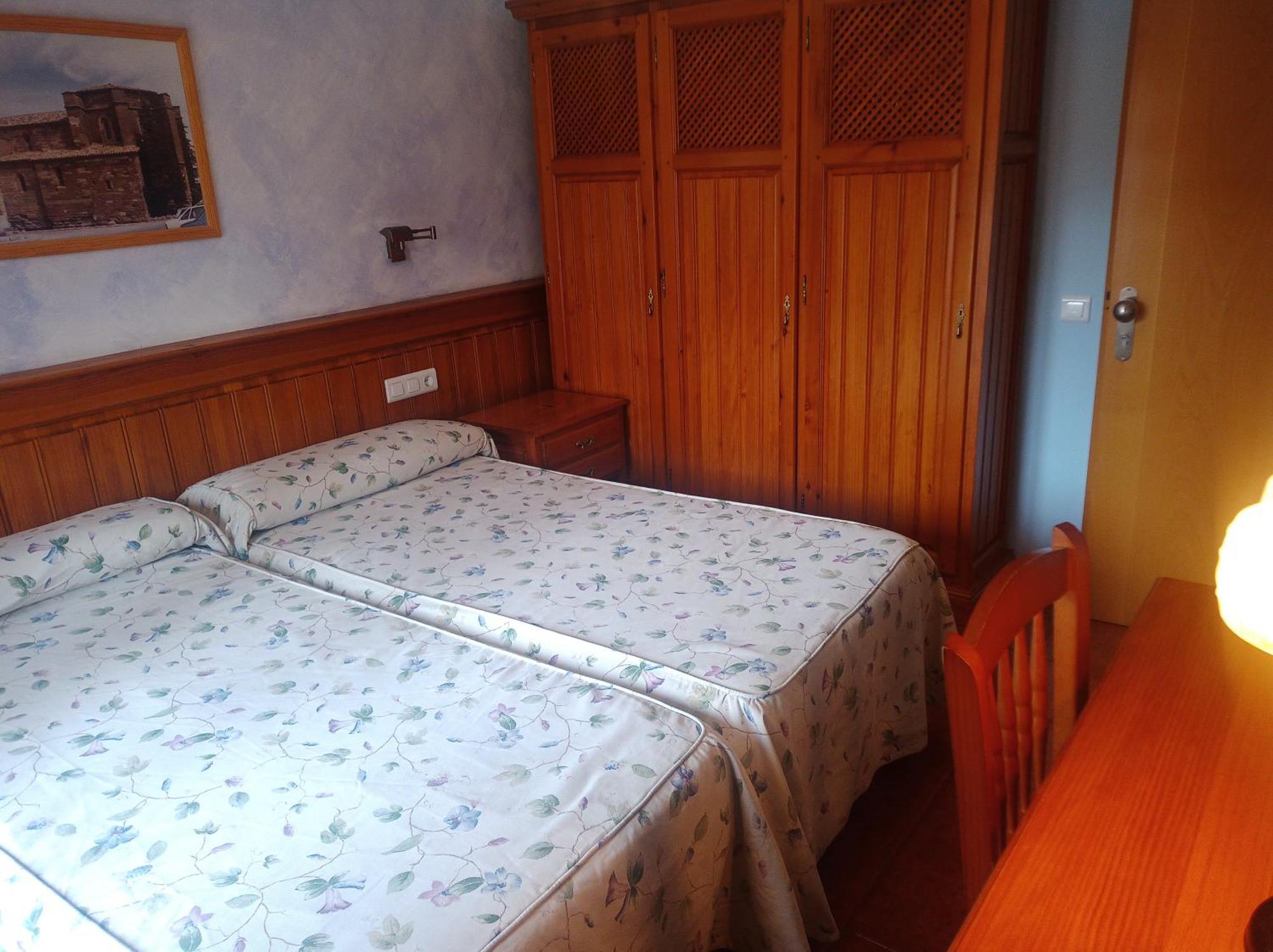 Hotel La Botiga Prades Room photo